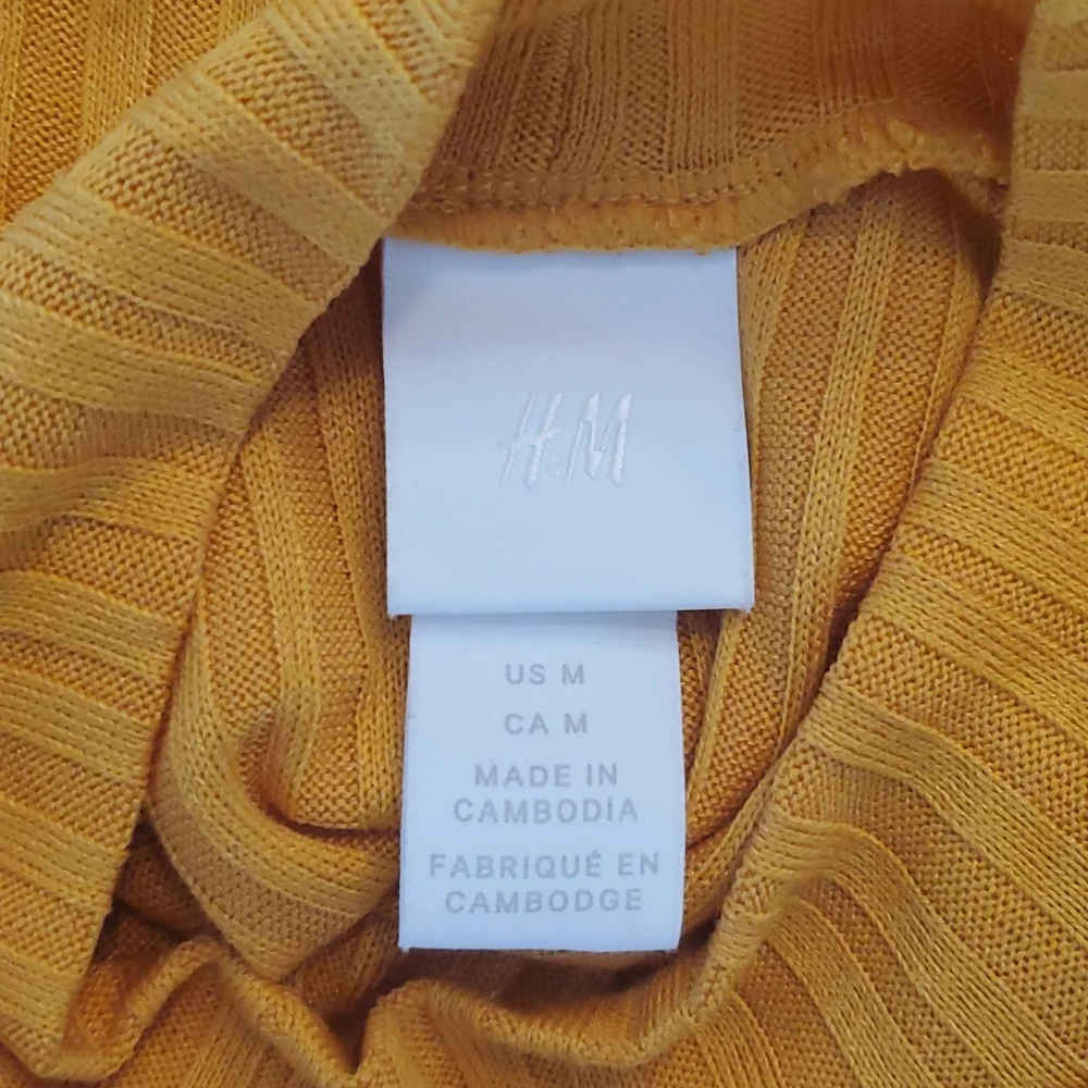 H&M Ribbed Tee - Picture 3 of 4